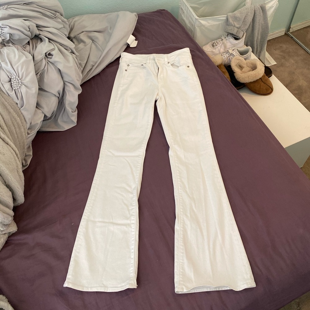 white american eagle flare jeans size 4